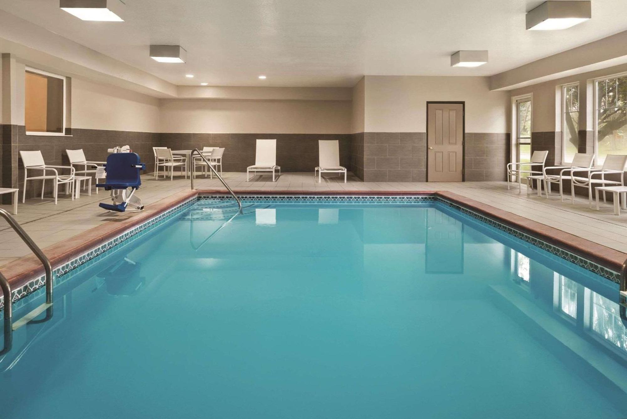 Country Inn & Suites By Radisson, Indianapolis South, In Exteriér fotografie